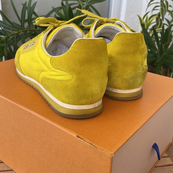Louis Vuitton mens sneakers size LV10 - Picture 4 of 11